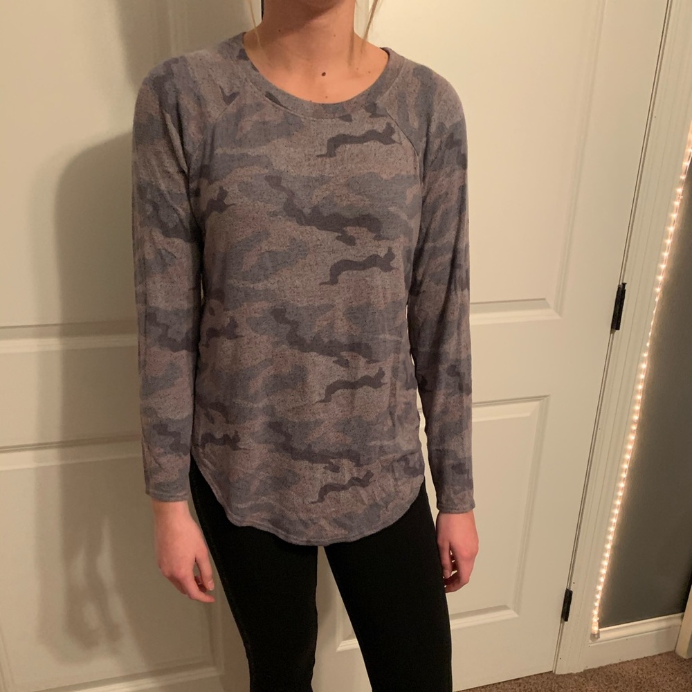 AE Long sleeve